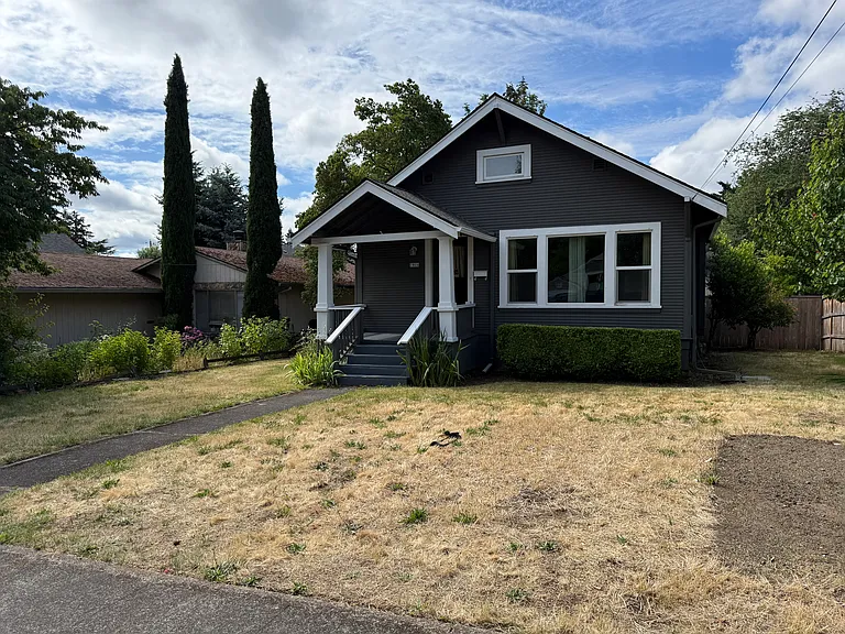 7804 SE Carlton St — Photo 1