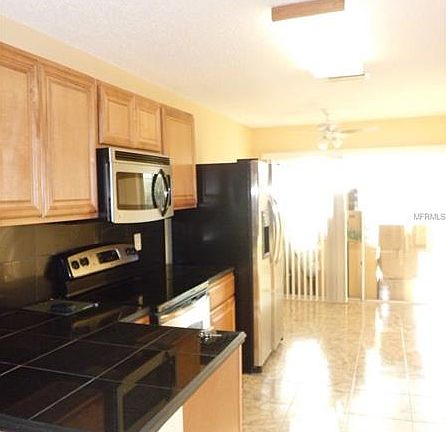 3rd image of 3304 Laurel Dale Dr