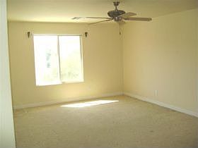 5th image of 11029 Carberry Hill St