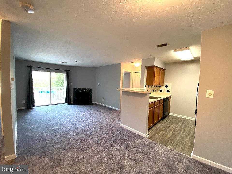 1st image of 8911 Town Center Cir #4209