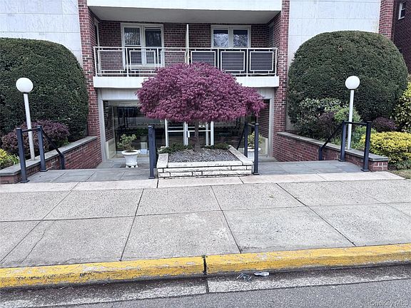 3rd image of 110 Brooklyn Avenue #3Q