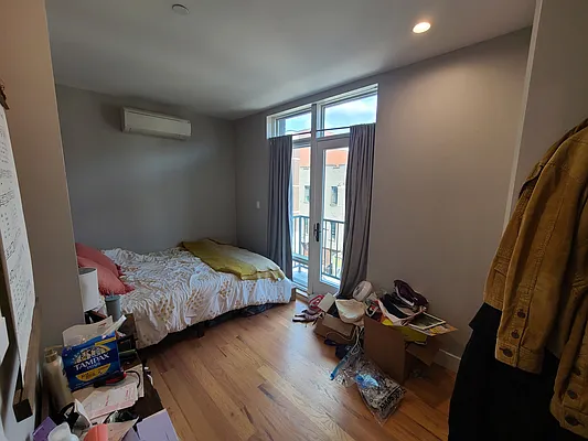 Rented by Numi Acquisitions LLC | media 28