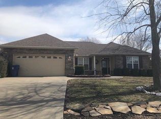 4 Lin Ln, Bella Vista, AR 72715