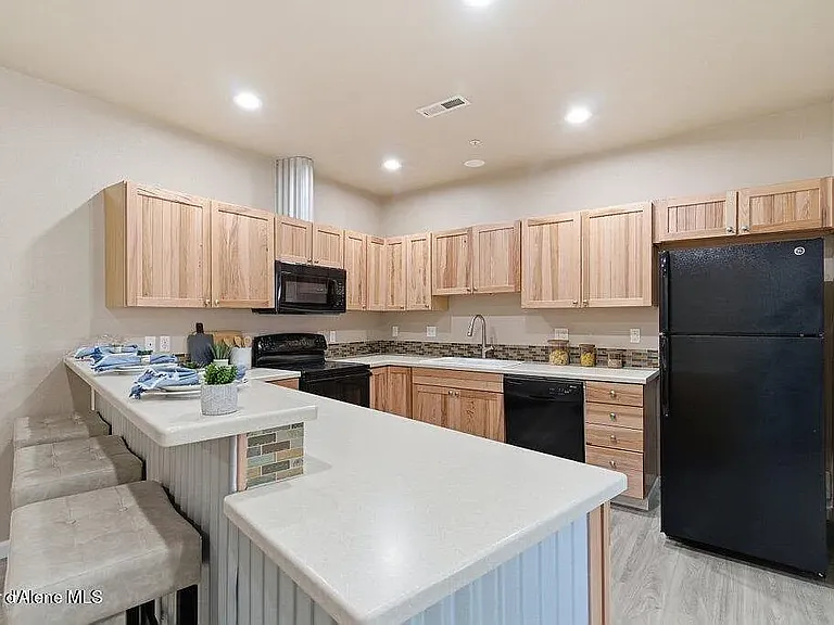 3591 E 3rd Ave #109 — Photo 3