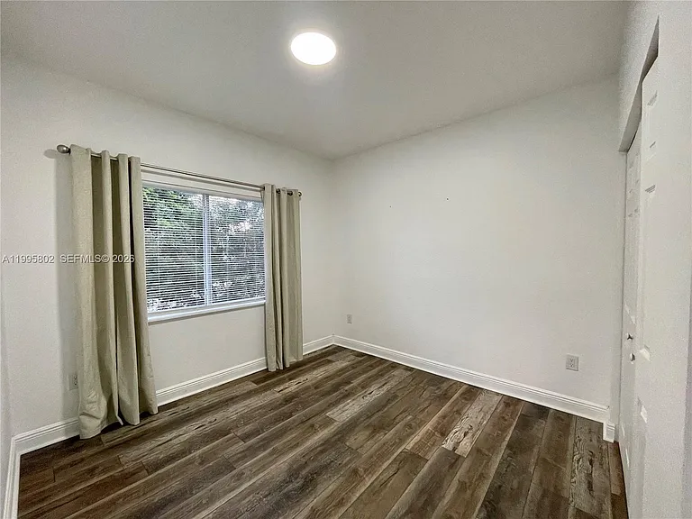 1531 NW 55th Ter #1533 — Photo 11