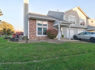 556 Pontiac Ln, Bolingbrook, IL 60440