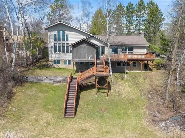 4470 Cedar Island Dr, Eveleth, MN 55734