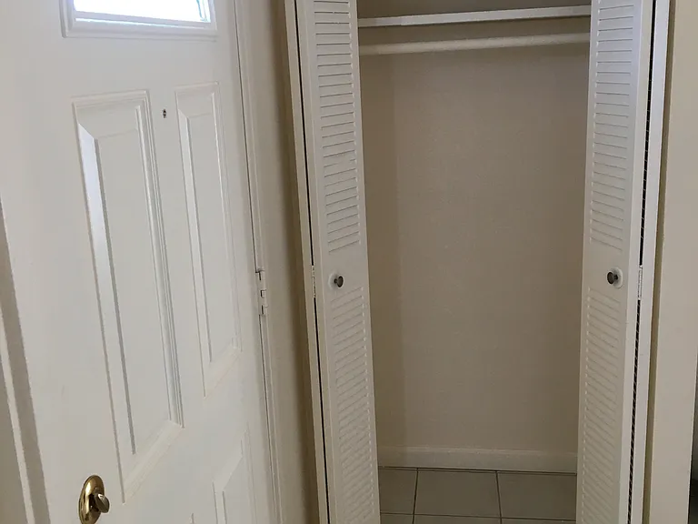 9709 Docena Dr — Photo 3