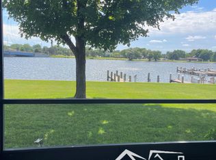 1527 Arboretum Drive - C, Oshkosh, WI 54901