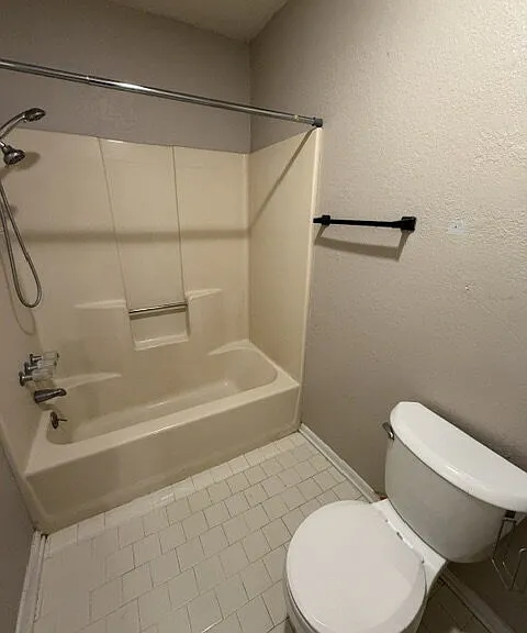 137 Oak Tree Dr — Photo 5