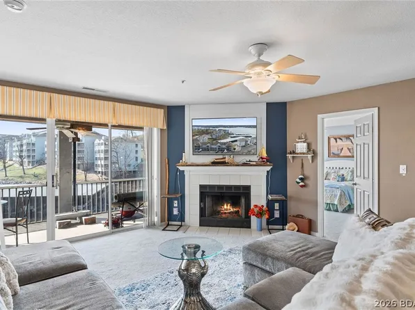 344 Regatta Bay Dr Unit 1A, Lake Ozark, MO 65049