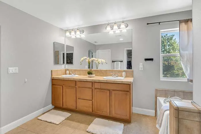 5405 Nectar Cir — Photo 23