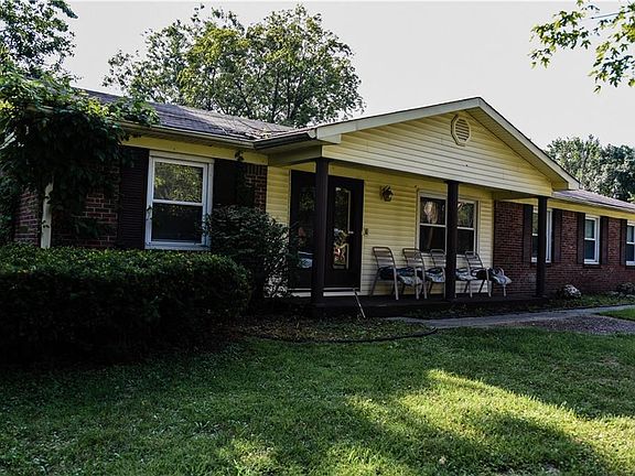 3rd image of 5313 Leone Dr