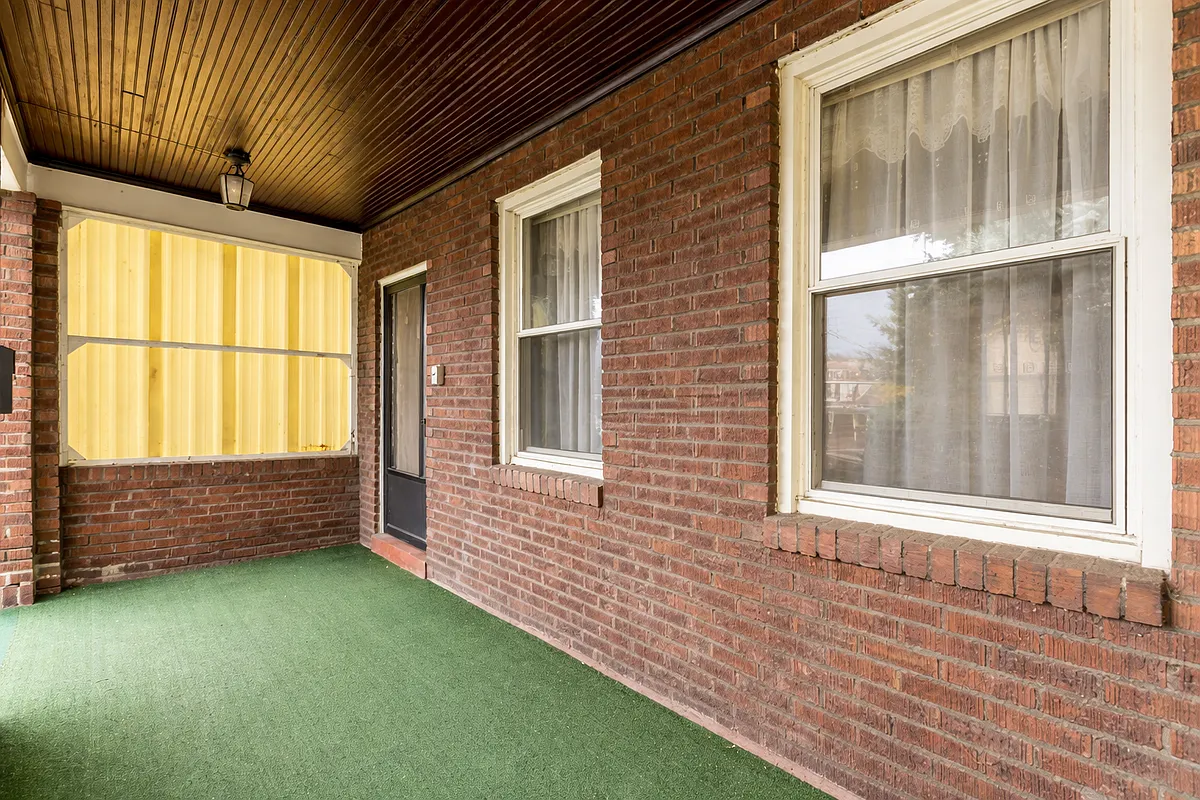 Building Photo - 6344 Alderson St