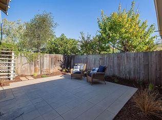 1208 Fountain St, Alameda, CA 94501