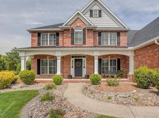 8413 Stone Ledge Dr, Edwardsville, IL 62025