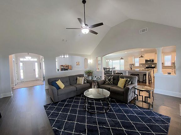 5th image of 2074 Fordham Dr