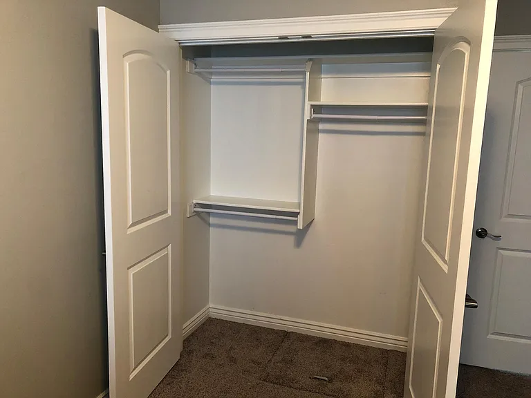 894 S Von Elm Dr — Photo 10