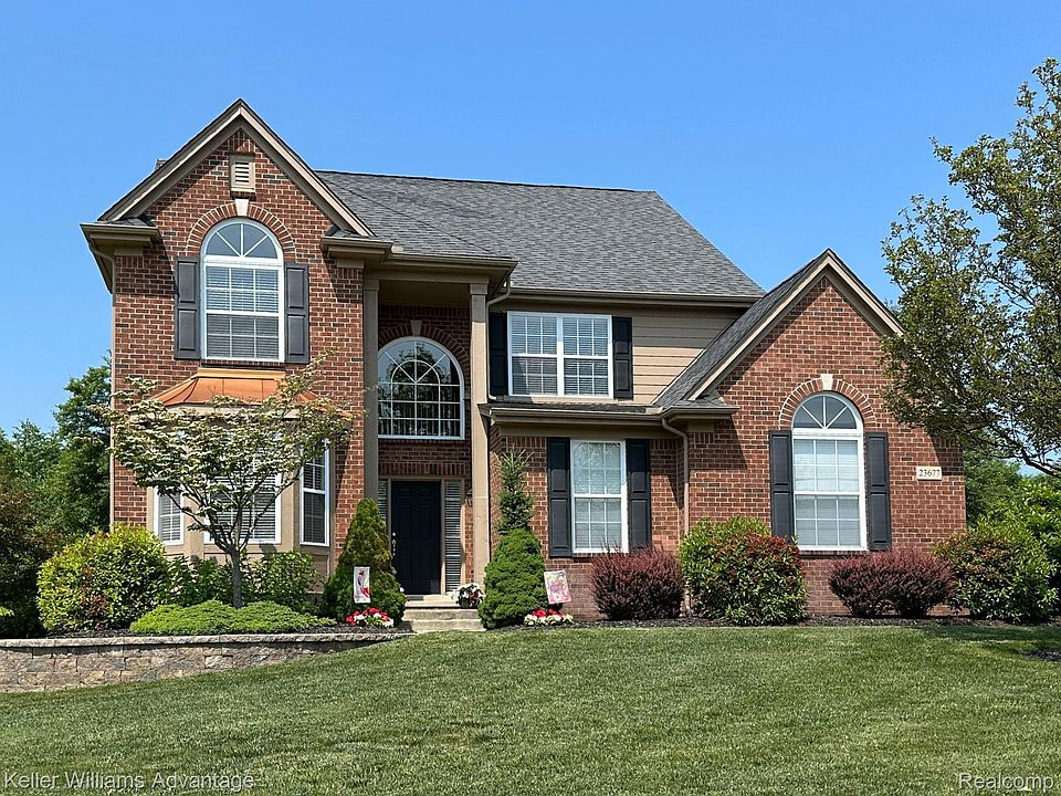 1st image of 23677 Prescott Ln E