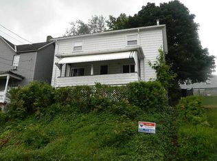 327 Lowell St, Vandergrift, PA 15690