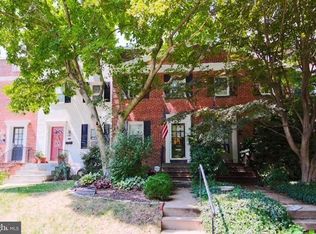 1126 Colonial Ave, Alexandria, VA 22314