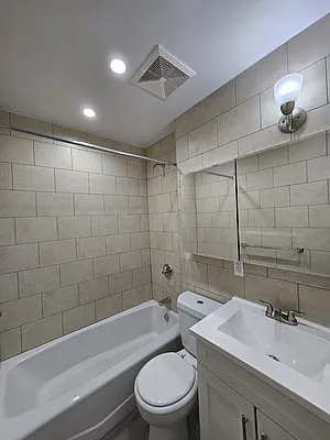 Rented by Homefront Management E29, Inc. | media 16