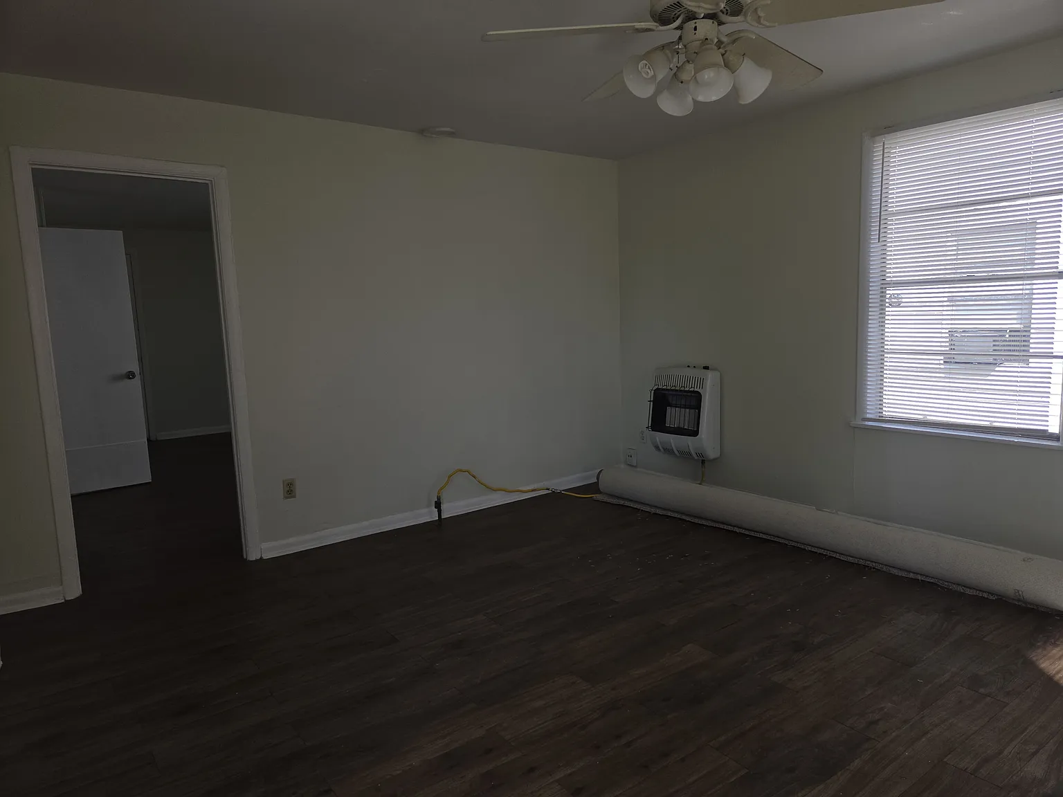 2 bed, 1200 sqft, $750 — Photo 2