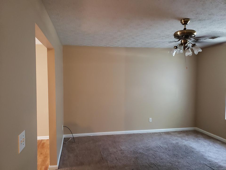 2nd image of 27 Alisha Cir NW
