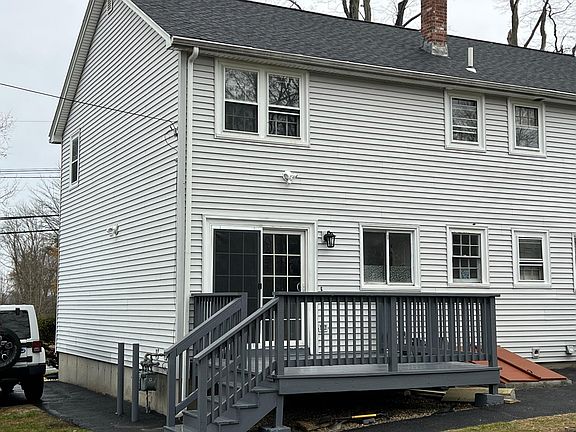 Rear of unit - Private deck