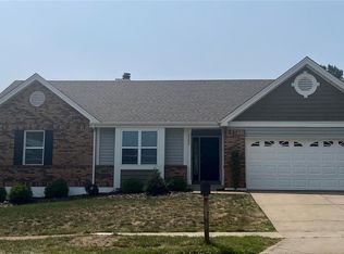 2355 Downey Terrace Dr, Ballwin, MO 63011