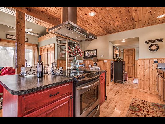 3rd image of 342 Mohican Ln