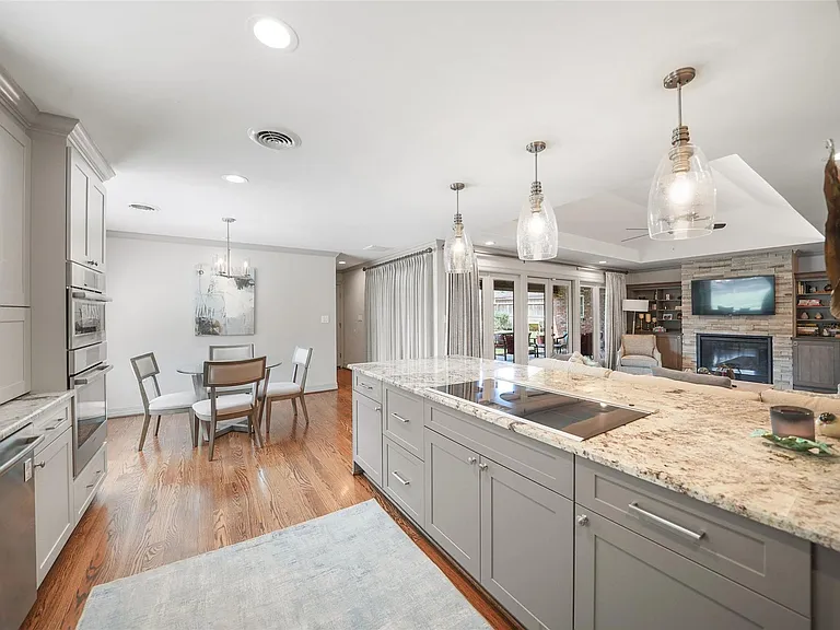 5058 Yarwell Dr — Photo 10