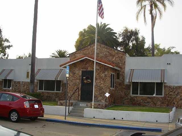 1st image of 1538 Golden Gate Dr