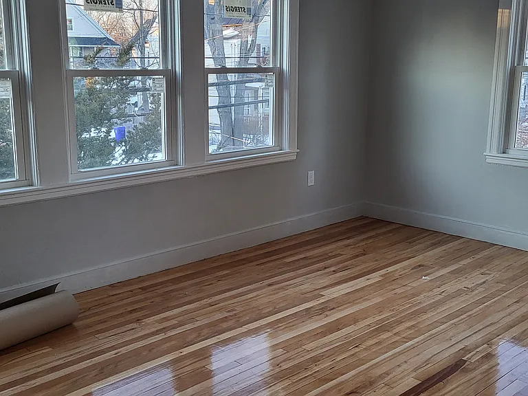1848 Hyde Park Ave — Photo 4