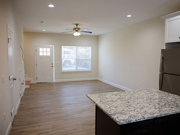 4th image of 1445 Stuart Ave NW #16