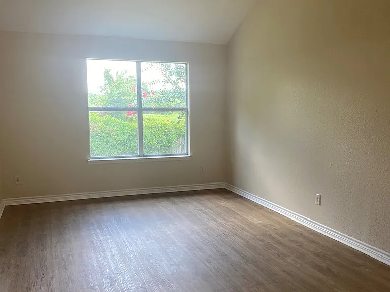 2908 Horseback Ct — Photo 11