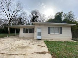 2261 Avondale Dr, Spartanburg, SC 29302