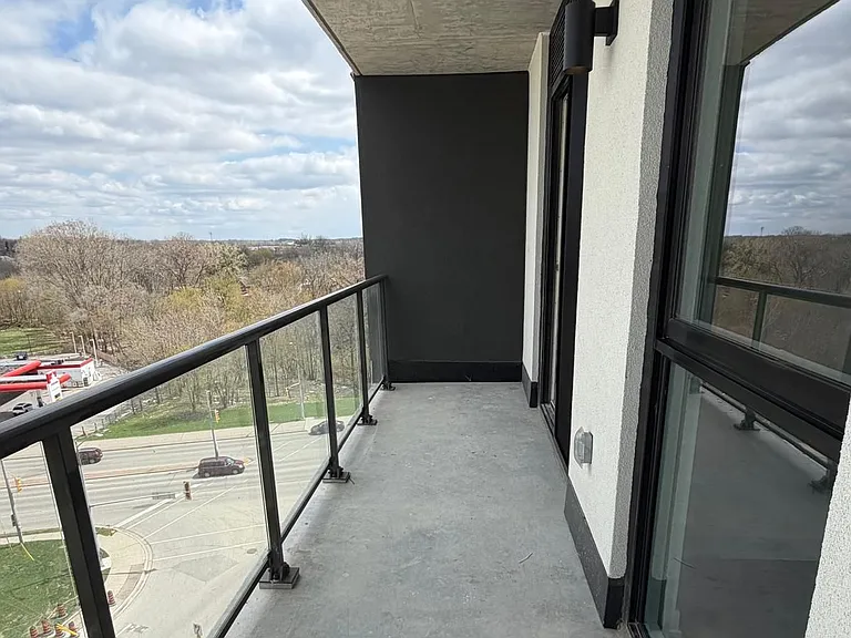 7 Erie Ave #805 — Photo 10