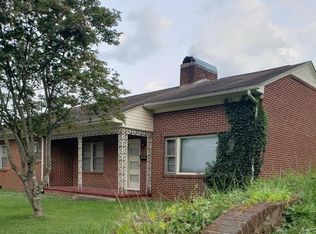 1625 Harper Ave, Lenoir, NC 28645