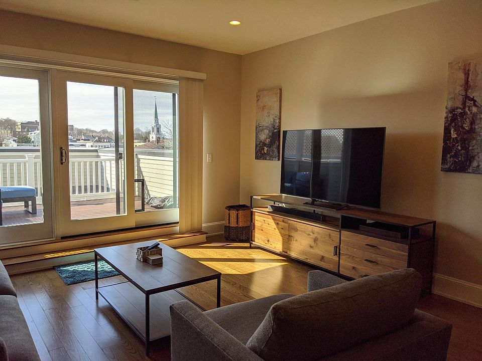 1st image of 375 Market St #4009