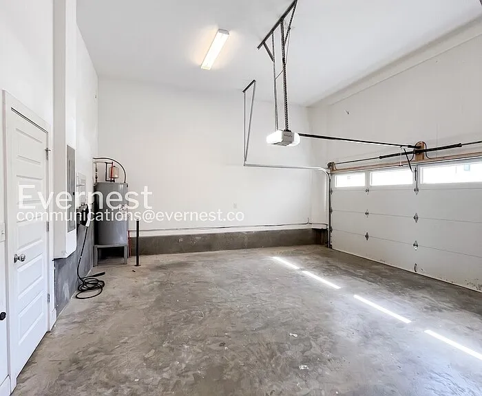 1302A Montgomery Ave — Photo 29