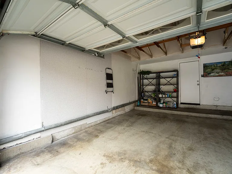 3625 Meadowlark St — Photo 39