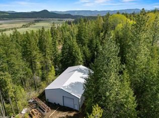 4395B Hesseltine Rd, Valley, WA 99181