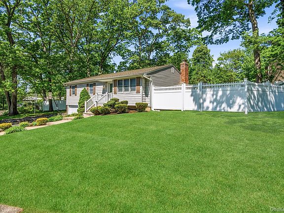 2nd image of 4 Olive Court