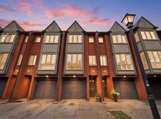 895 Maple Ave #331, Burlington, ON L7S 2H7