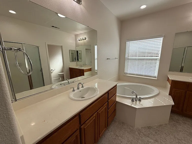 1836 Encina Ave — Photo 34
