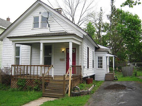 5th image of 210 Sedgwick St