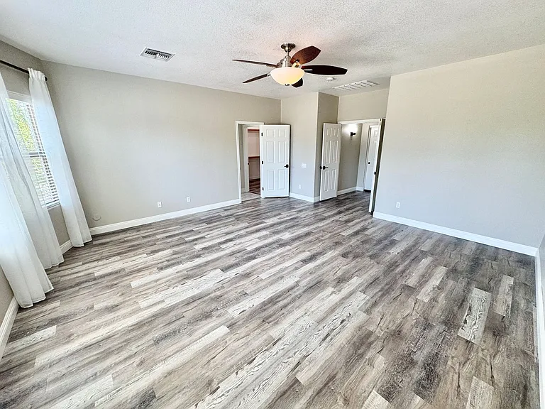 847 E La Costa Pl — Photo 33