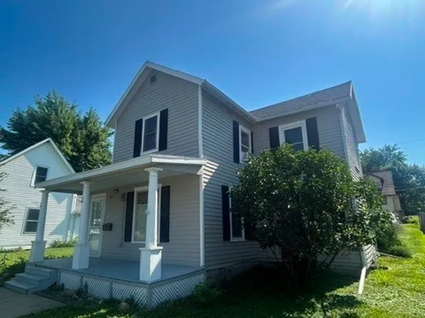 710 State St, Tama, IA 52339