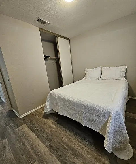 5814 Cliffmont Dr — Photo 16